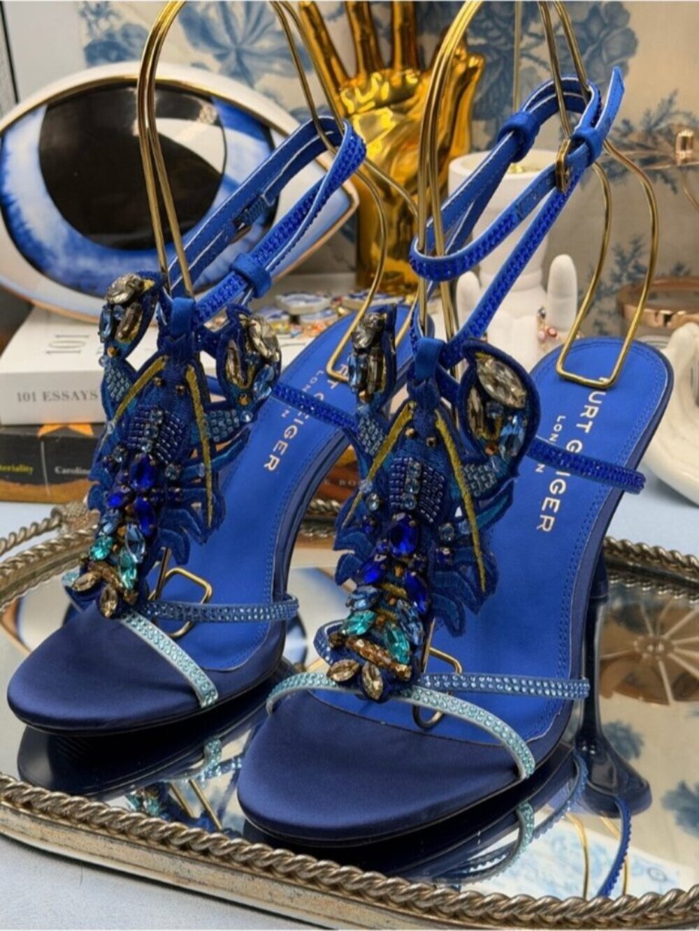 🆕 KURT GEIGER LONDON 🧿 NWOB Lobster Ankle Strap Satin Sandal, Blue - Sz 37 US7 - Picture 14 of 16
